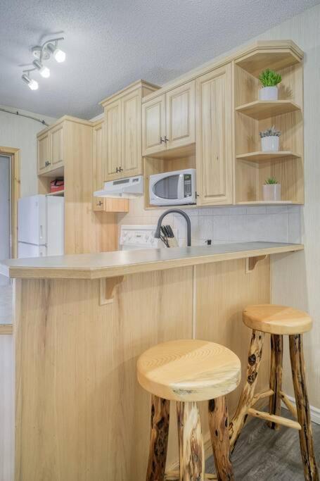 5 Mins To Banff - Cozy Townhome 2Br&2Bath - Banff Pass Included キャンモア エクステリア 写真