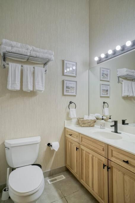 5 Mins To Banff - Cozy Townhome 2Br&2Bath - Banff Pass Included キャンモア エクステリア 写真