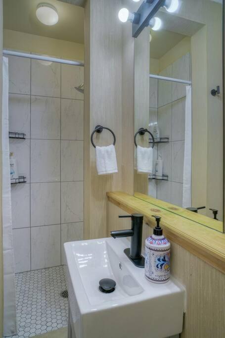 5 Mins To Banff - Cozy Townhome 2Br&2Bath - Banff Pass Included キャンモア エクステリア 写真